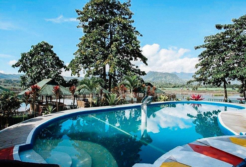 Sunrise Garden Lake Resort Surallah Esterno foto